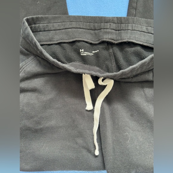 Under Armour pants - Picture 3 of 3